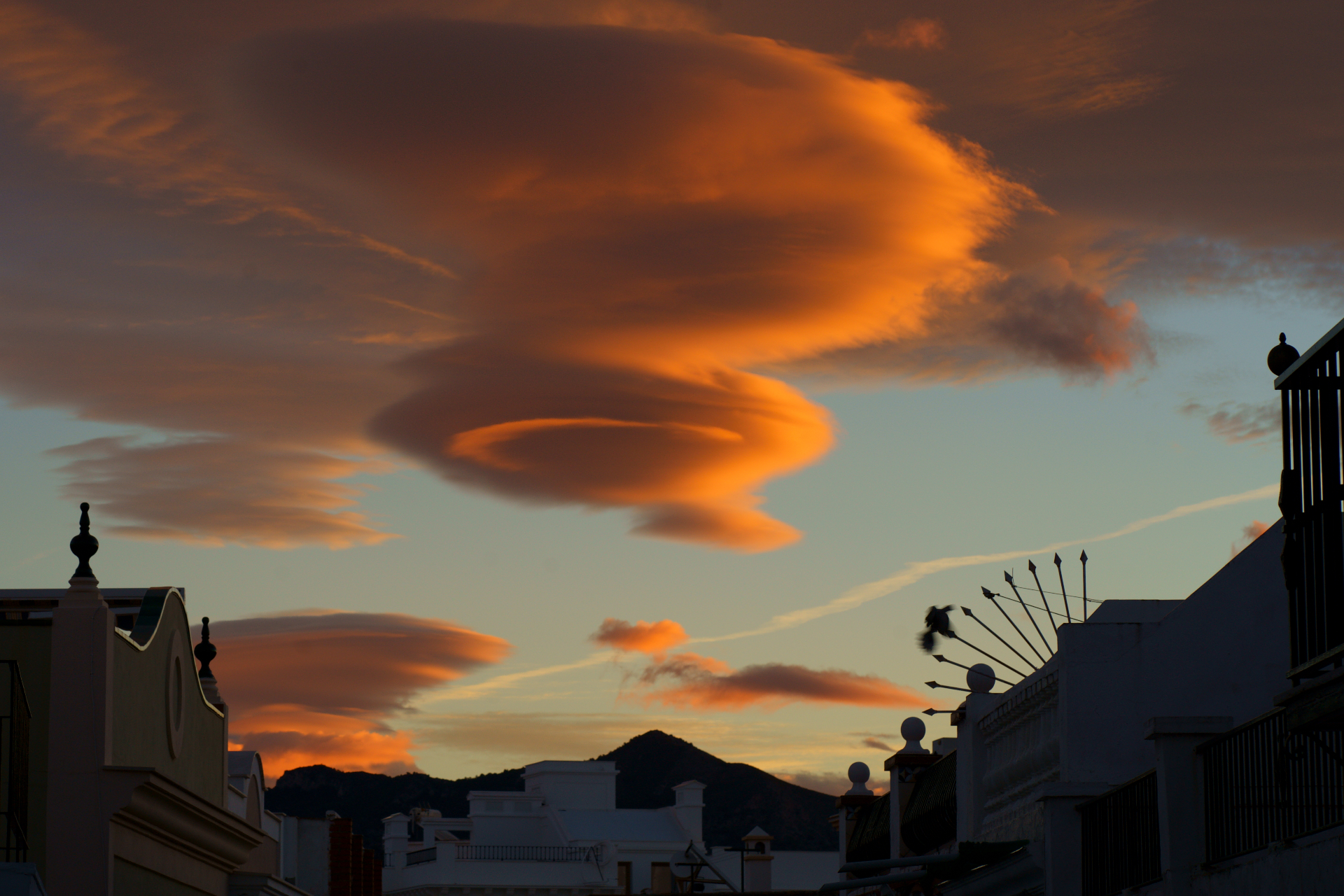 Andalusian UFO — Nerja