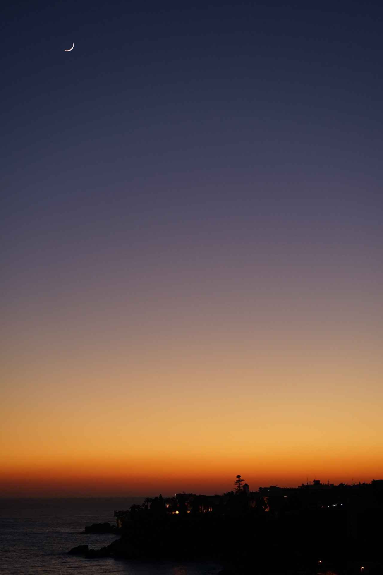 Good Night Lovers — Nerja